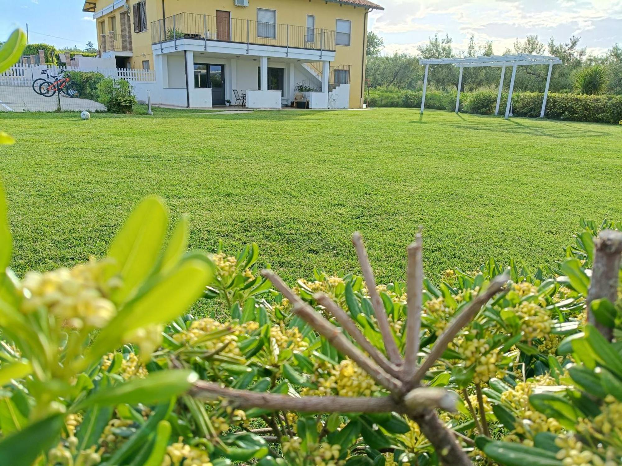 Natura E Mente Camere E Relax Vasto Exteriör bild